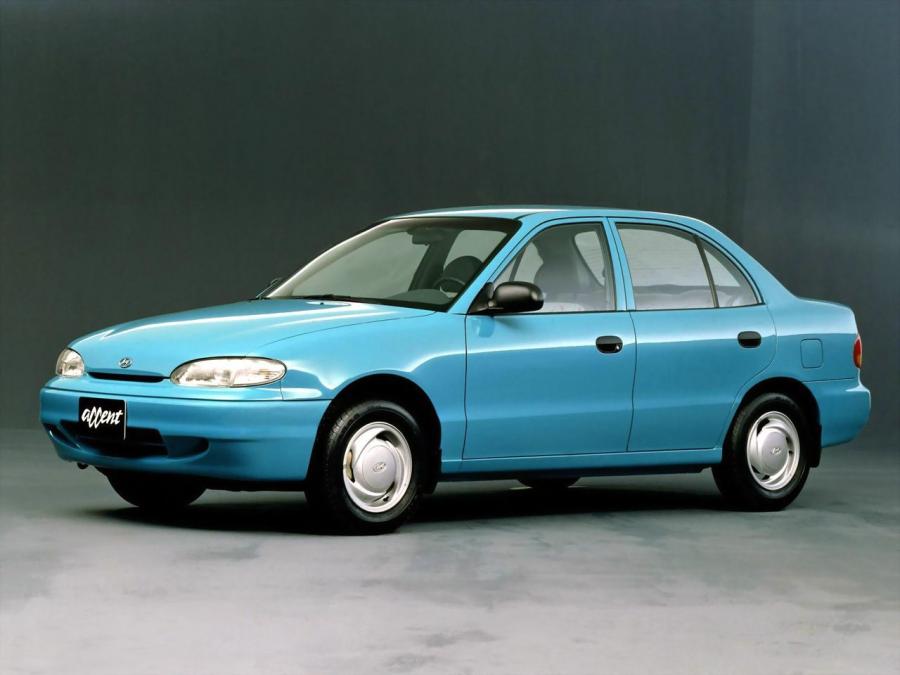 Hyundai Accent Sedan '1994